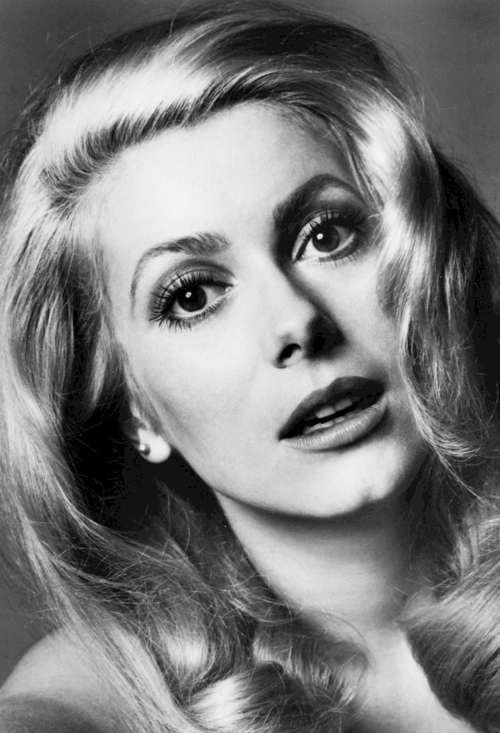 Catherine Denevue, 1969