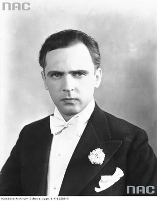 Aleksander Żabczyński, polski aktor