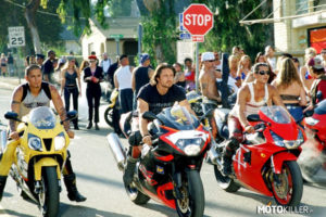 filmy o pościgach motocyklowych - Torque
