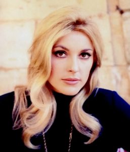 Sharon Tate filmy - Oko diabła