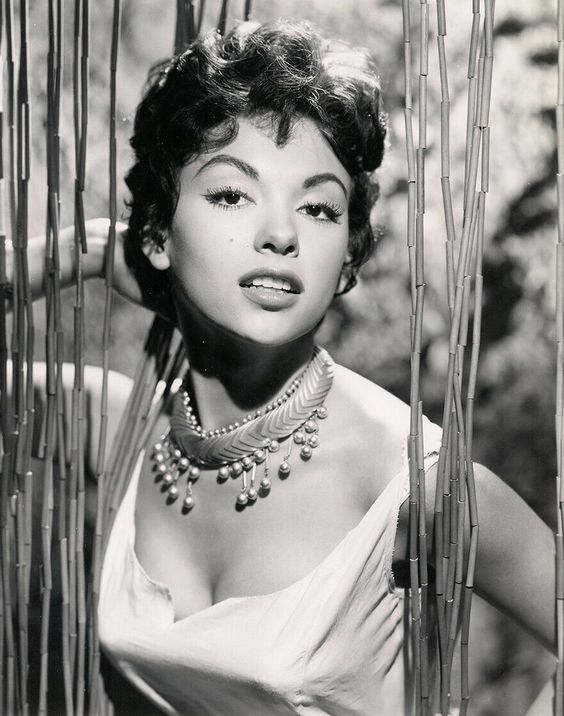 Aktorki dawniej i dziś - Rita Moreno