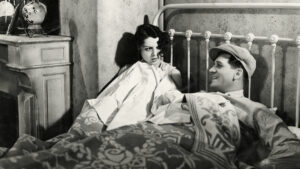 Film Pod dachami Paryża recenzja