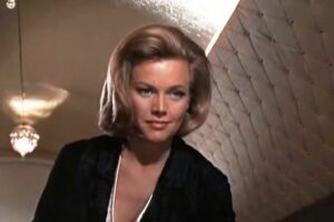 Bond Girls - Honor Blackman