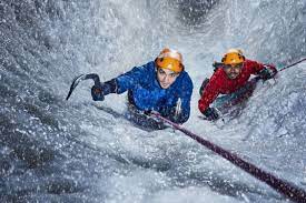 The 25 best movies about mountains - Touching the Void