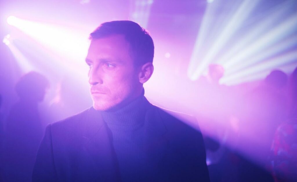 Ślepnąc od świateł serial recenzja