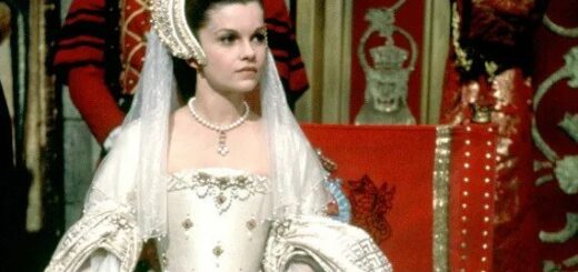 Anne of the thousand days film analysis