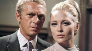 Faye Dunaway życie - Afera Thomasa Crowna