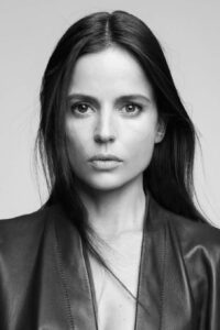 Elena Anaya 